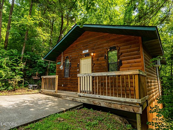 2nd image of 2036 Ridge Rd #14