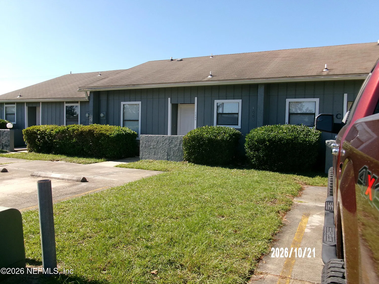 2 bed, 2.0 bath, 922 sqft, $1,250 — Photo 3
