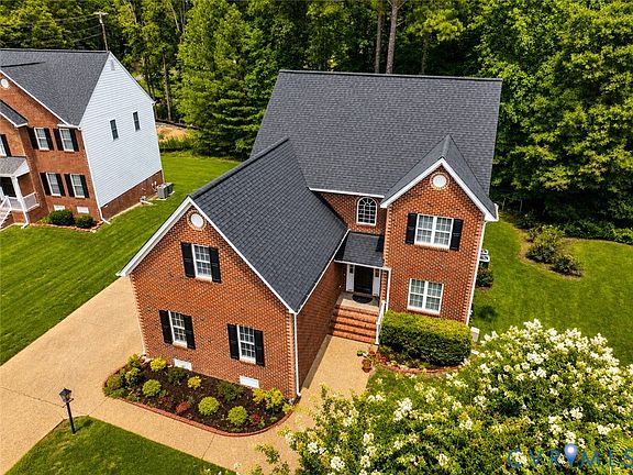2nd image of 11320 Sadler Oaks Dr