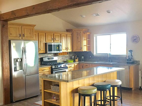 Kitchen with island