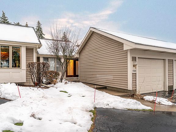 3rd image of 2720 Mulford Dr SE #58