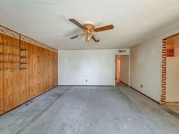 5th image of 442 Orange Ave