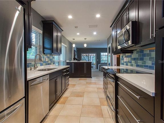 5th image of 8512 Woodbridge Blvd