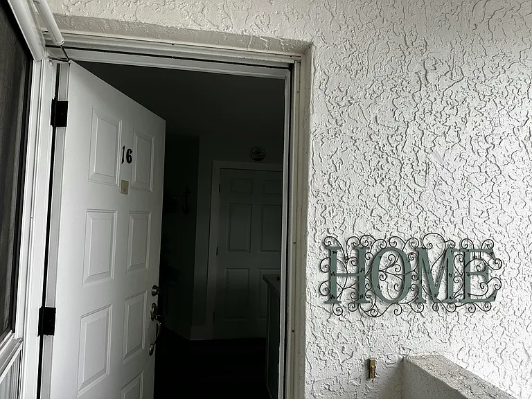 6142 SE Landing Way #16 — Photo 13