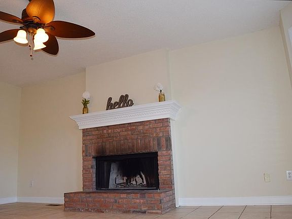4th image of 3100 Wrenfield Ct SE