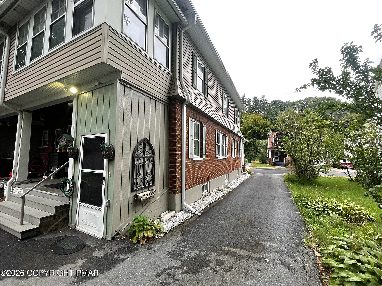 3 bed, 1.5 bath, 1426 sqft, $1,850 — Photo 4