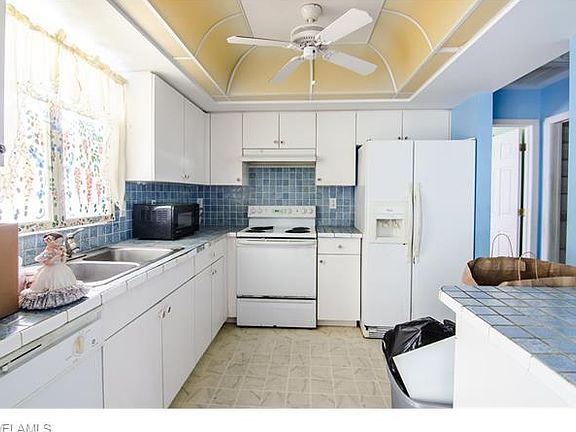 3rd image of 311 SE 19th St
