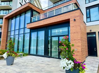 2 David Eyer Rd #421, Richmond Hill, ON L4S 0N6