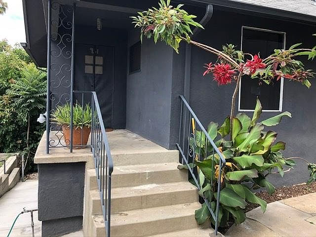 1st image of 931 Everett St #931