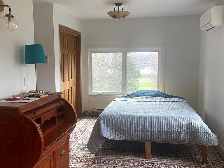46 Patricia Ln — Photo 18