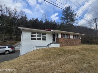 168 Tomlinson Rd, Pennington Gap, VA 24277