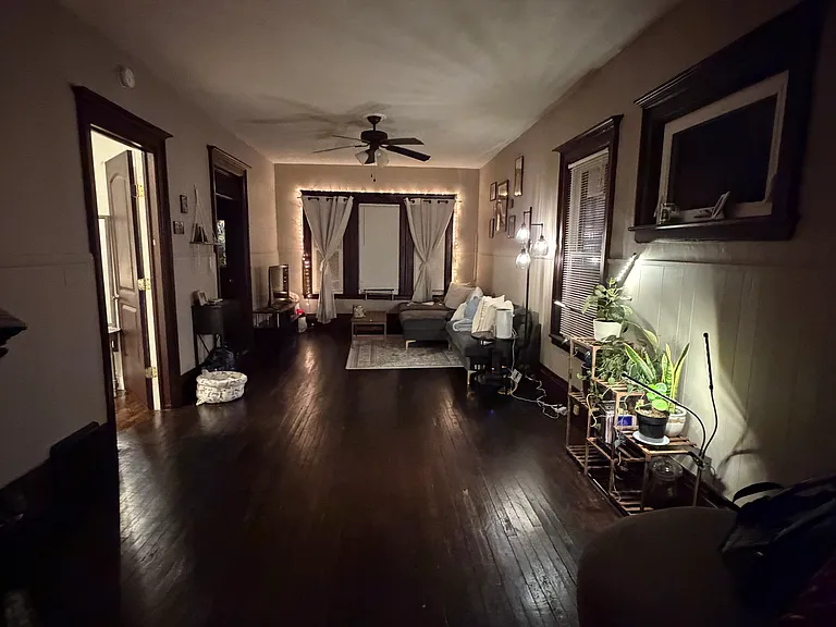 208 W Tupper St #1 — Photo 19