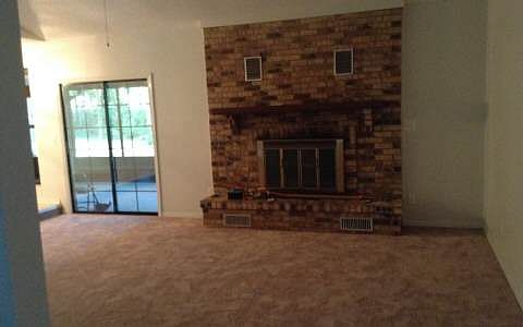 3rd image of 152 NW Clubview Cir