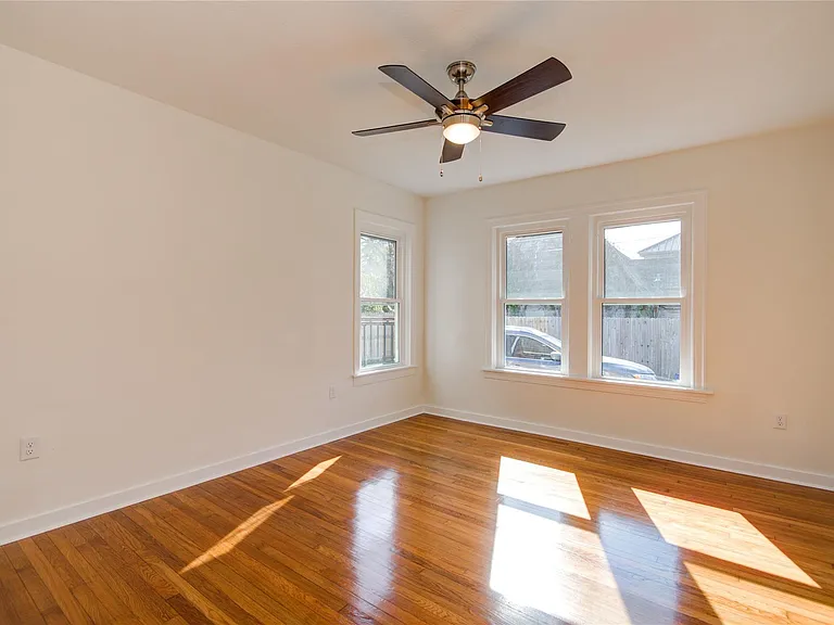 2208 Blodgett St #1 — Photo 28