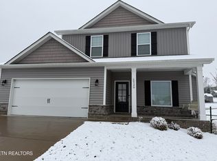 120 Deerberry Ln, Oak Ridge, TN 37830