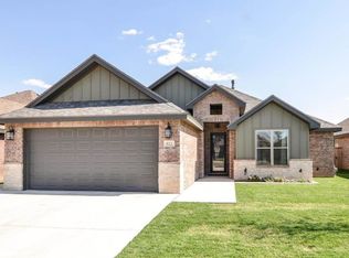 811 W 5th St, Wolfforth, TX 79382