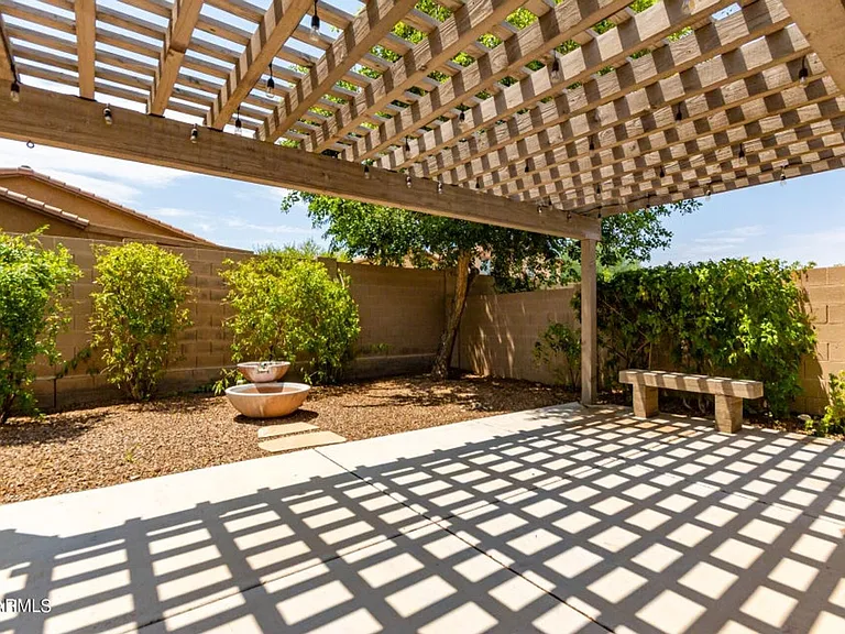 10847 W Avenida Del Rey — Photo 30