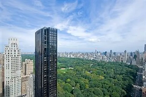 Rented by Douglas Elliman | media 14