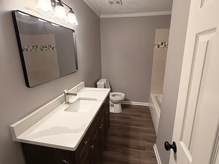 2516 Upper Dr — Photo 6
