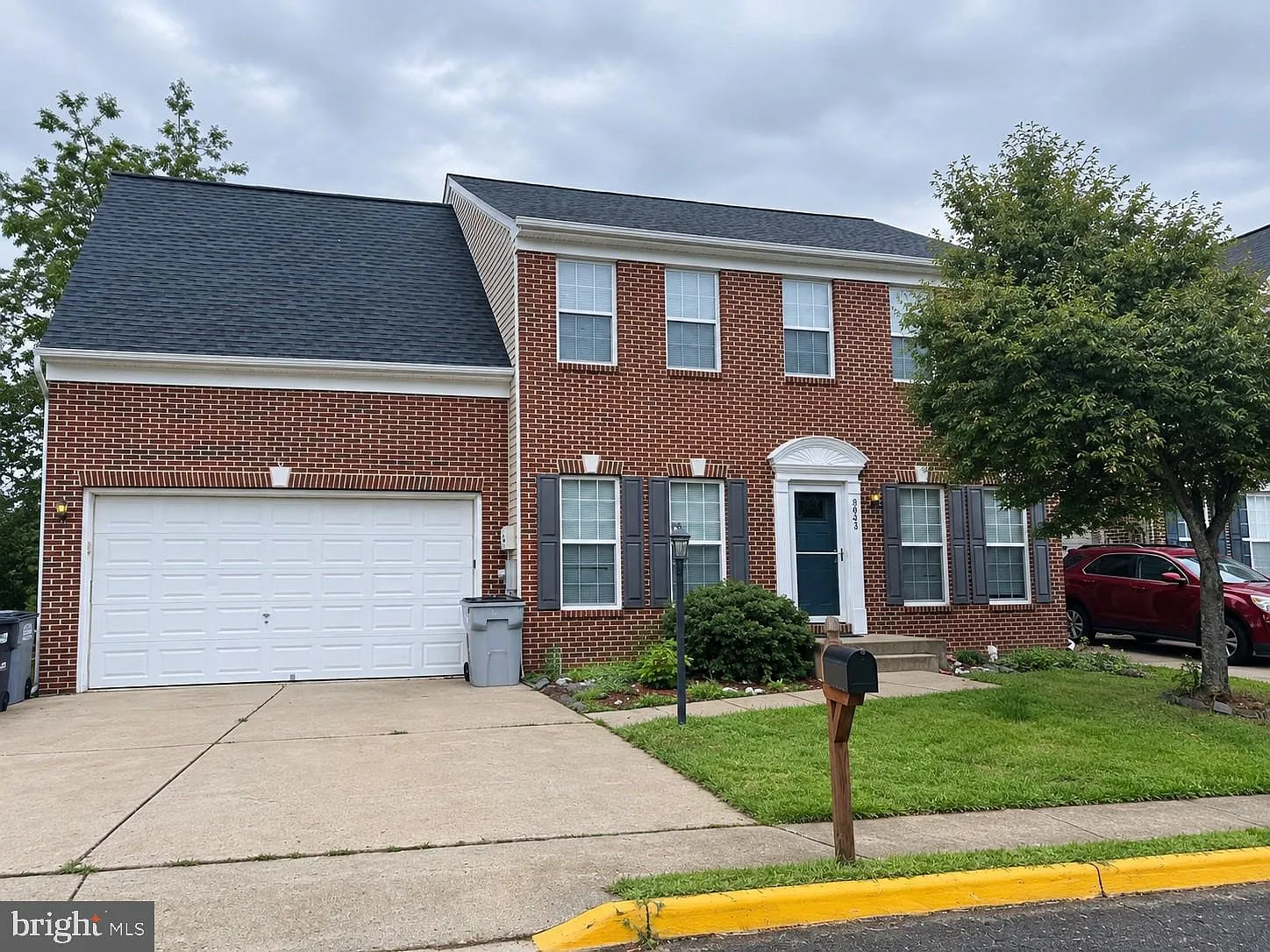 4 bed, 2.5 bath, 3132 sqft, $3,000 — Photo 2