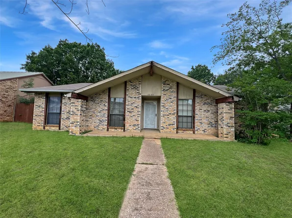 2820 Stratford Ln, Flower Mound, TX 75028