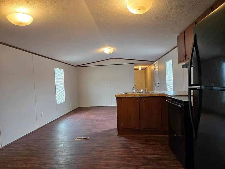 104 Dove Dr — Photo 8