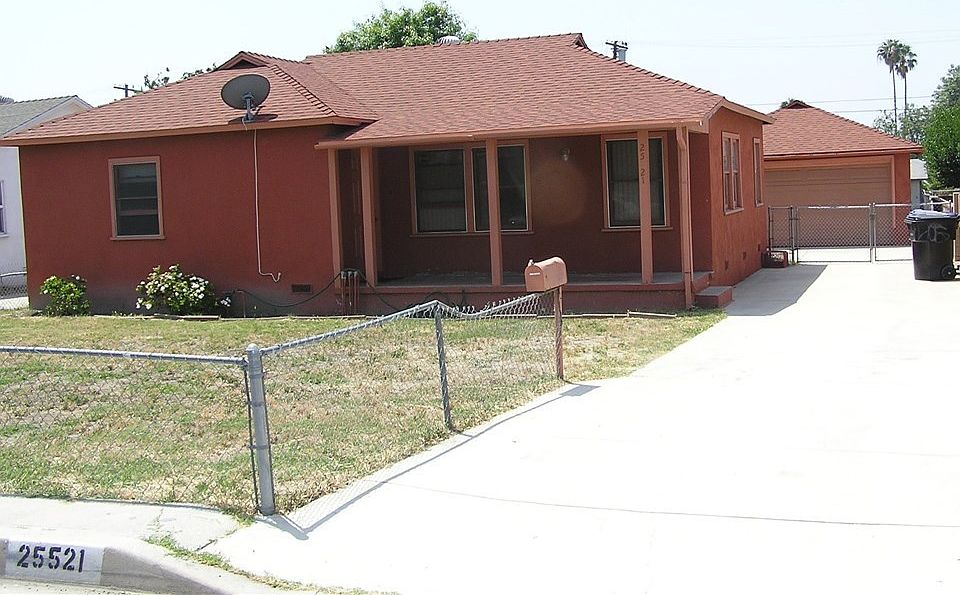 1st image of 25521 Fisher St