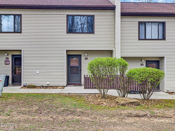 2nd image of 98 Wilshire Heights Dr