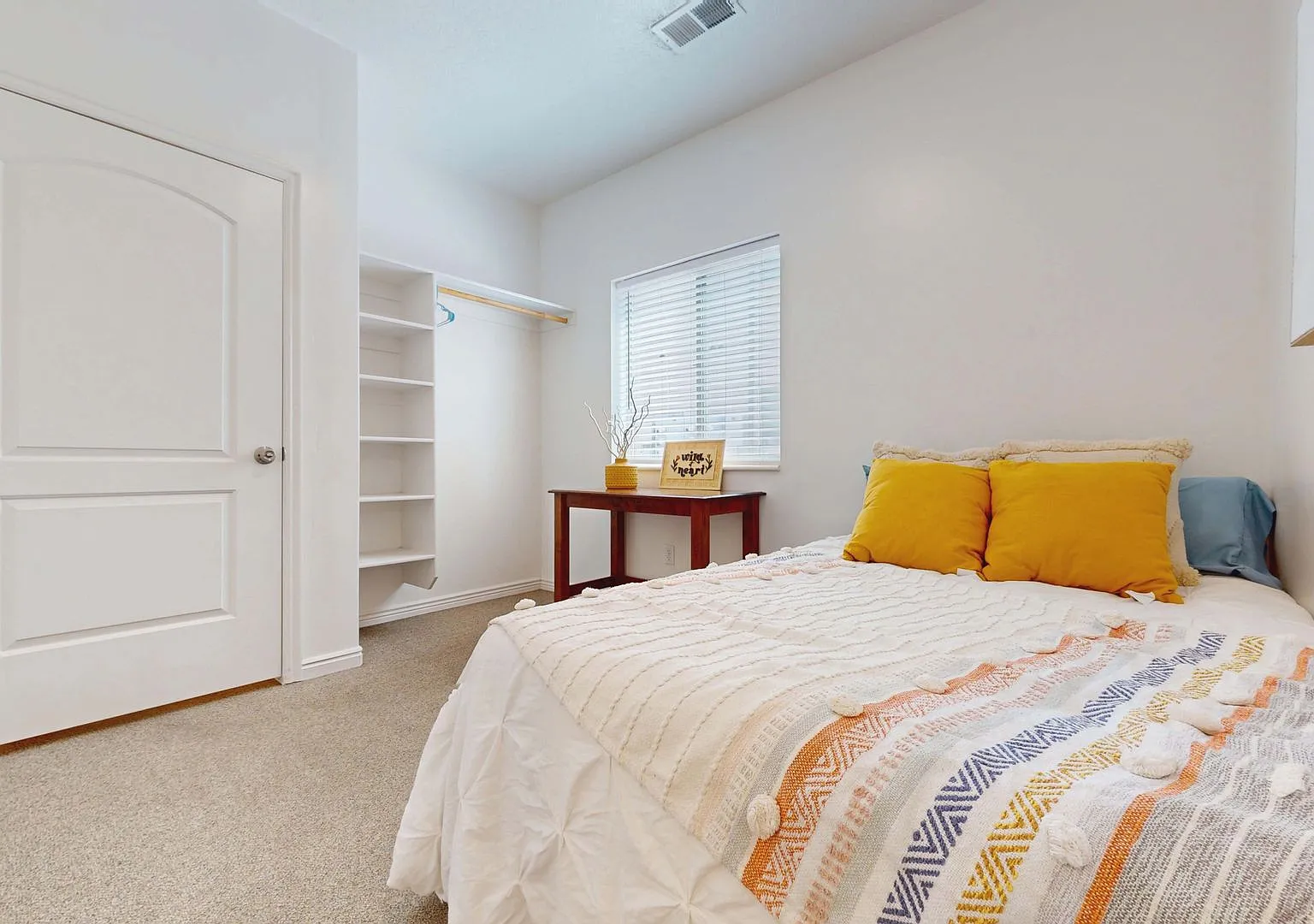 Cedar Pointe Student Housing — Photo 1
