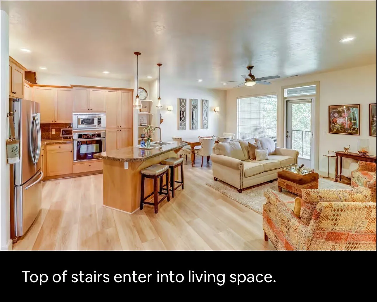 5 STAR Private & Quiet DT Eagle Condo — Photo 3