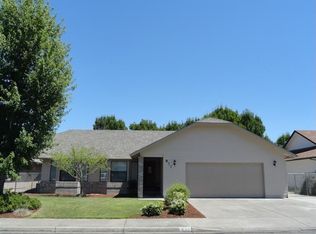 877 Delsie Dr, Grants Pass, OR