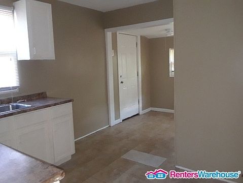 5th image of 3106 Rex Ave