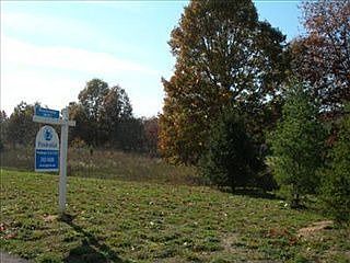 1st image of 7644 Aspen Ln