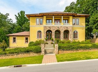 15816 Riverdowns Ct, Charlotte, NC 28278