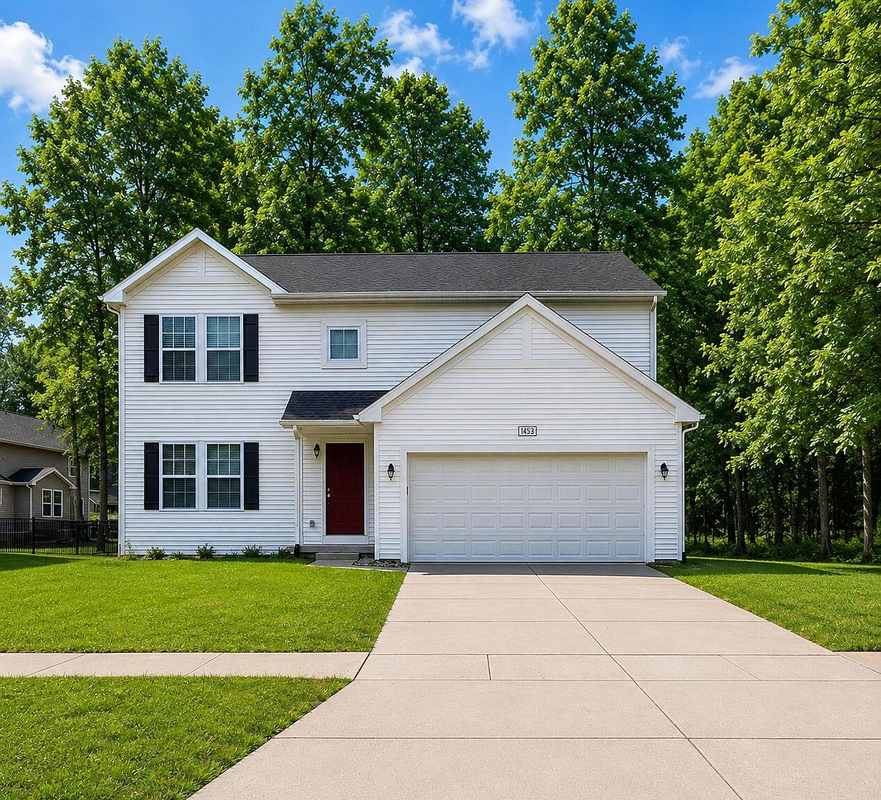 1453 Weatherstone Ln, Howell, MI 48843