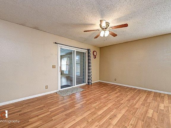 5th image of 3611 W Beech Dr