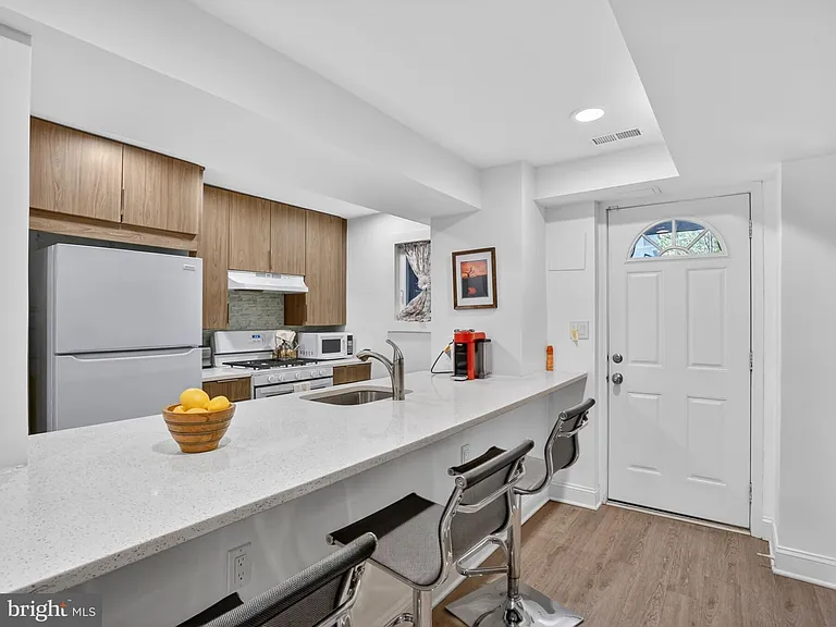 147 Rhode Island Ave NW #GROUND LEVEL — Photo 6