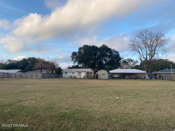 W Ash Ave, Eunice, LA 70535