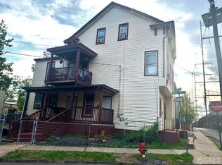 2 Railroad Ave, New Brunswick, NJ 08901