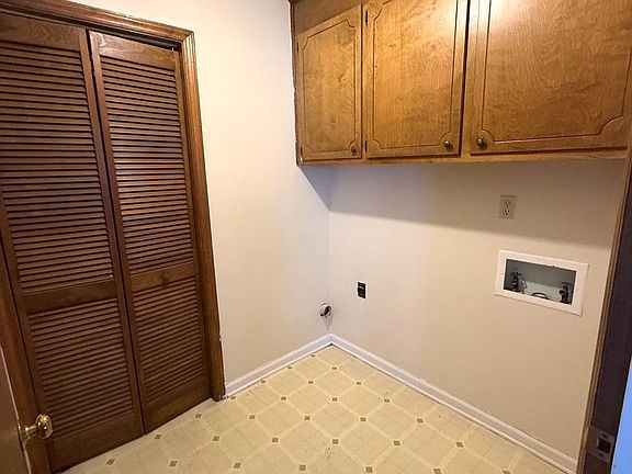 4th image of 3256 A5 Landmark St