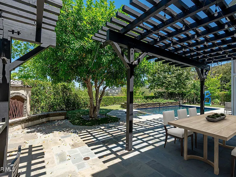 841 W Stafford Rd — Photo 19