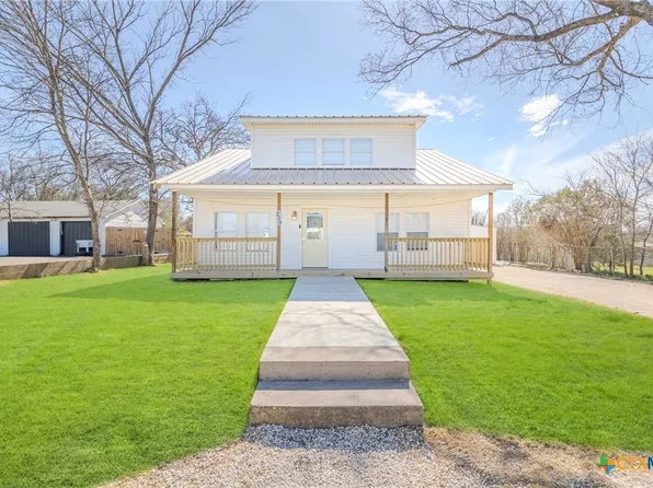 219 E Bell St, Troy, TX 76579