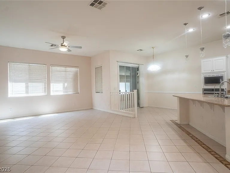 7861 Darby Ave — Photo 20