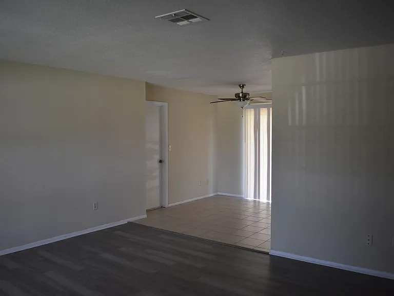 3134 Edgewood Dr NE — Photo 6
