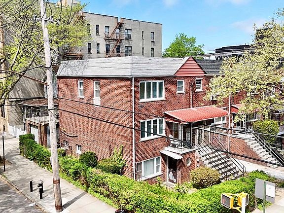 4th image of 3001 Bronxwood Avenue
