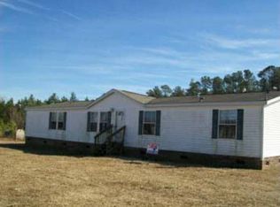 585 Cypress Creek Rd, Richlands, NC 28574