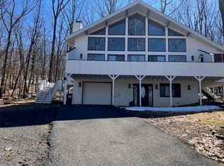 1167 Kensington Dr, East Stroudsburg, PA