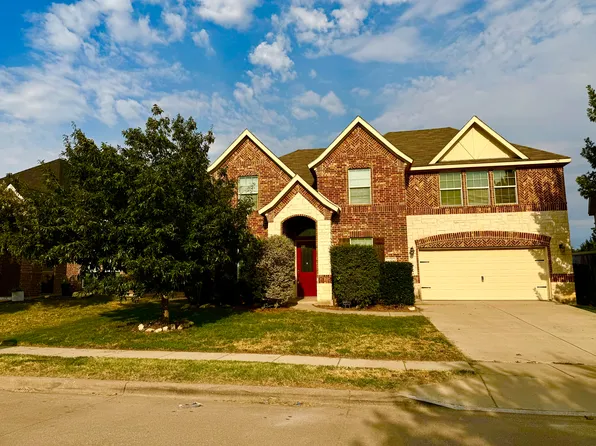 5021 Sunwood Cir, Fort Worth, TX 76123
