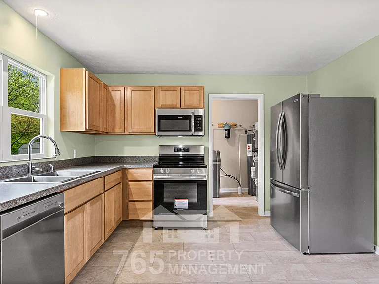 7926 US Highway 52 S — Photo 14
