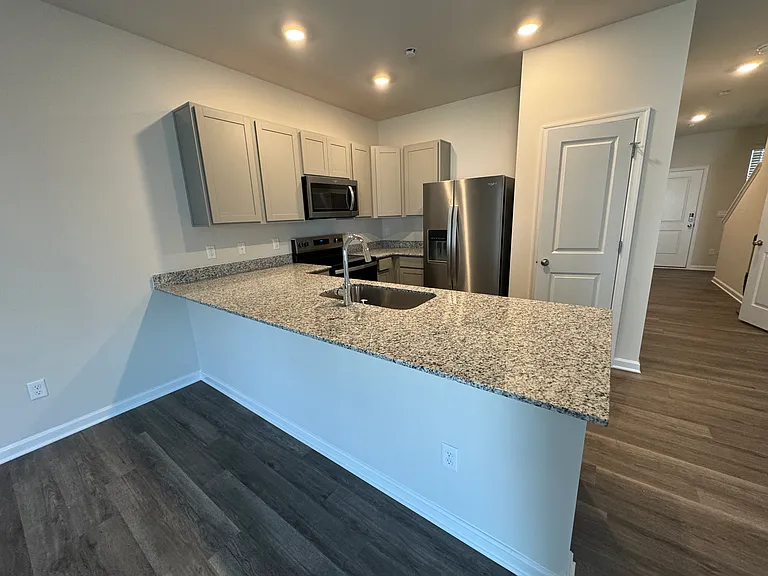 110 Willett Hollow St #110 — Photo 10